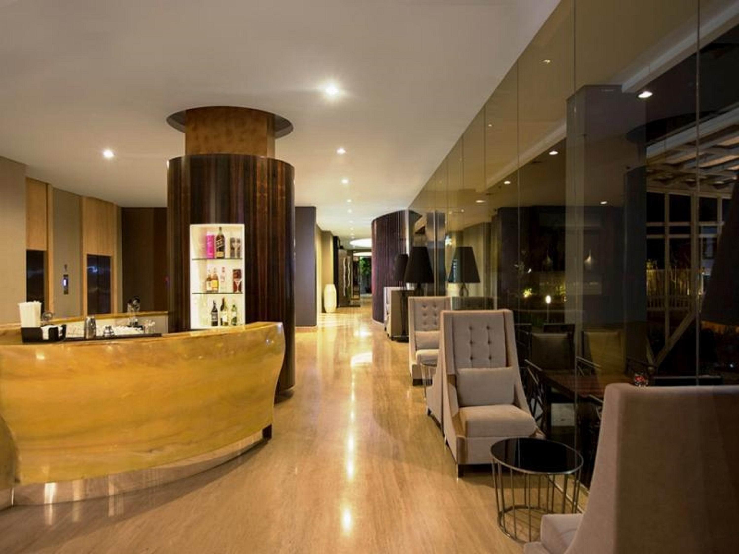 Aston Bellevue Radio Dalam Hotel Jacarta Exterior foto